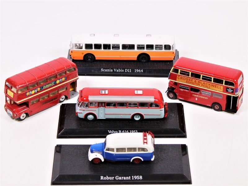 5 Vintage bussen - varia